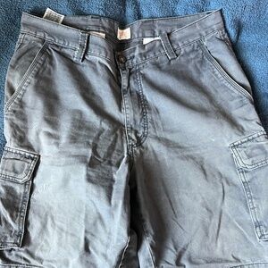 Dockers shorts size 34